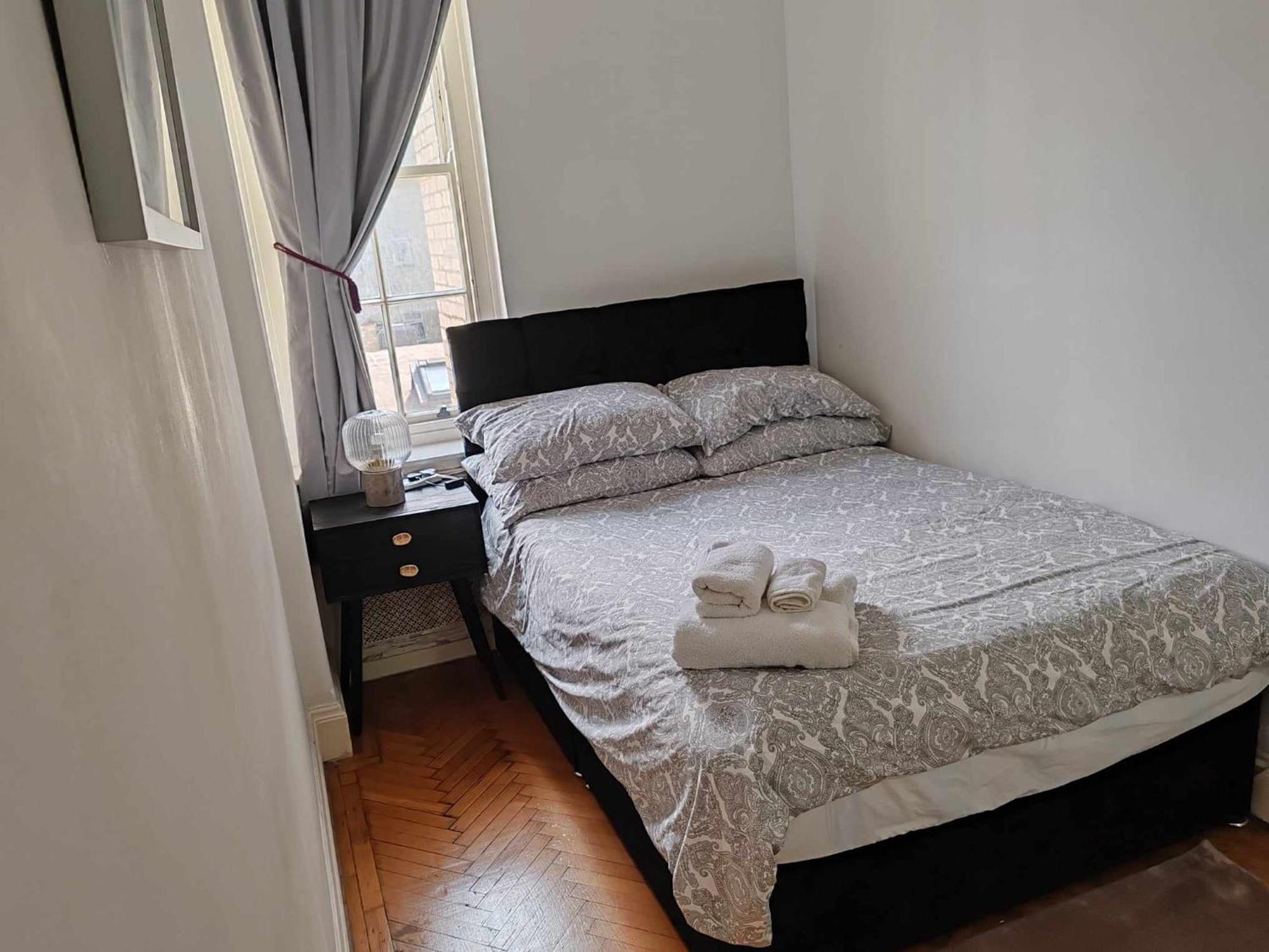 One Bedroom Apartment By Bayswater, Hyde Park Londra Esterno foto